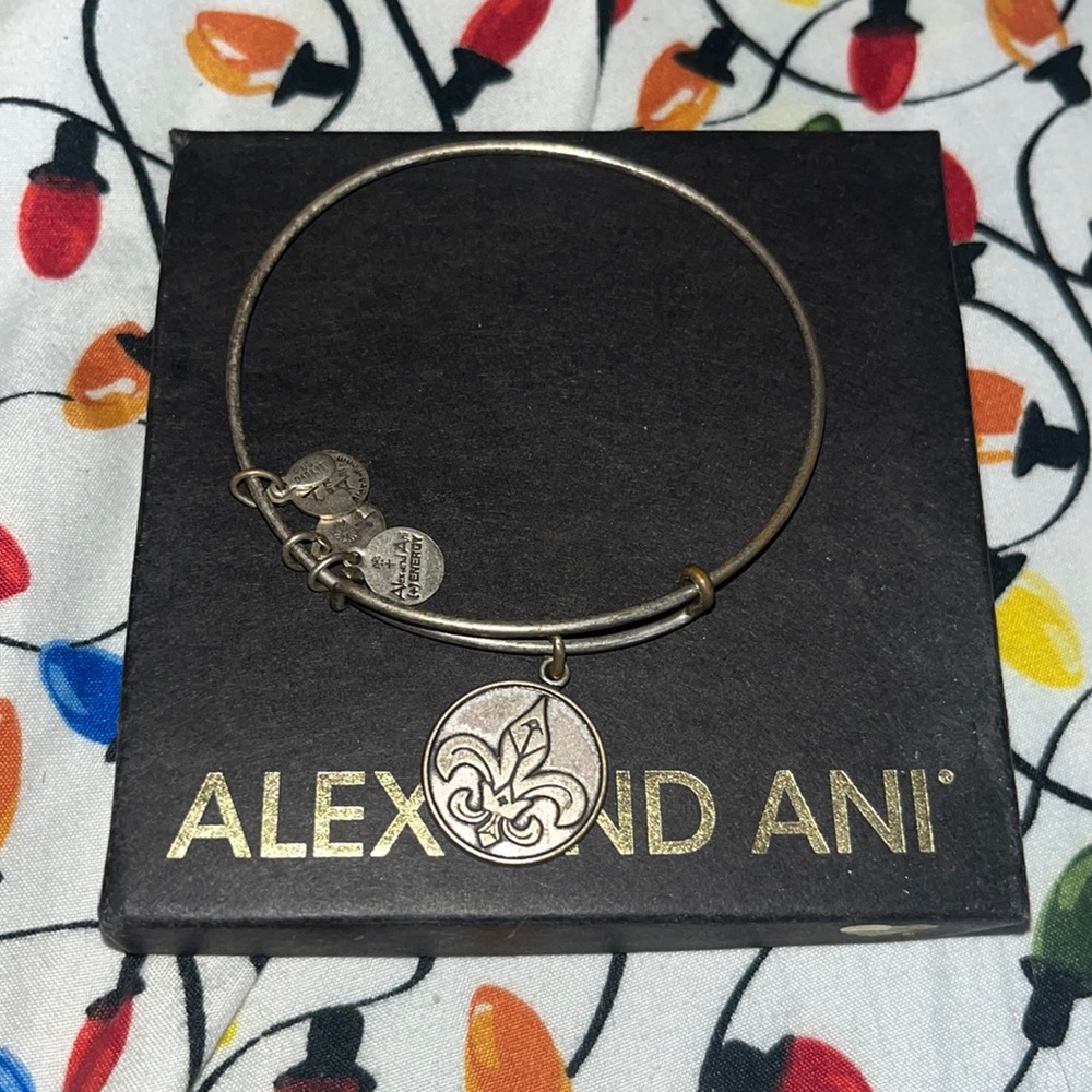 Fleur de lis Alex and Ani Bracelet